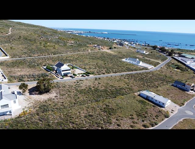 850M² VACANT LAND FOR SALE IN BRITANNICA HEIGHTS